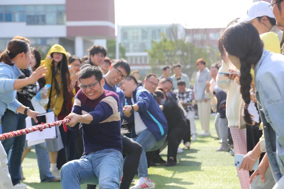 青春風采🤵🏻‍♀️，榮耀綻放！太阳2娱乐2024年秋季運動會圓滿落幕